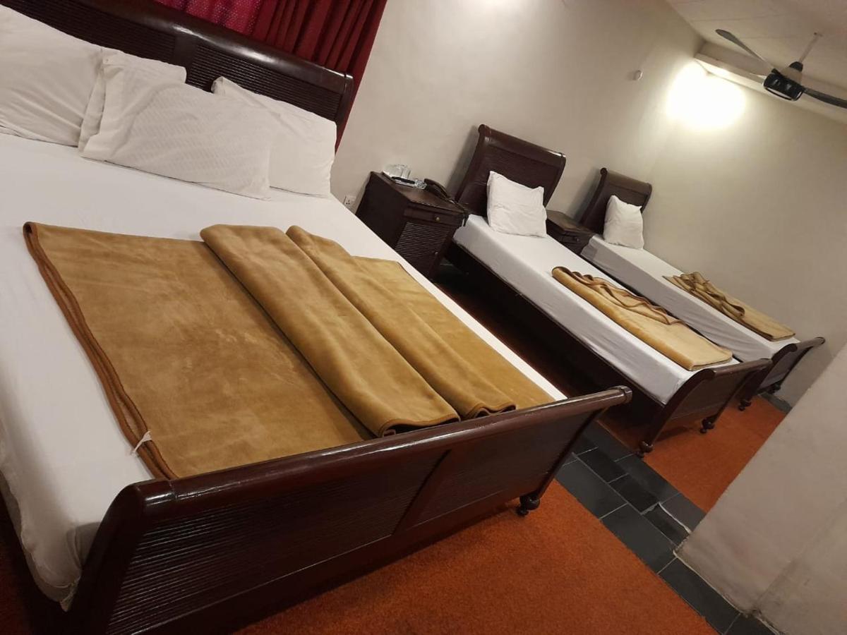 Hotel Burj Al Hateem Rawalpindi Exterior photo